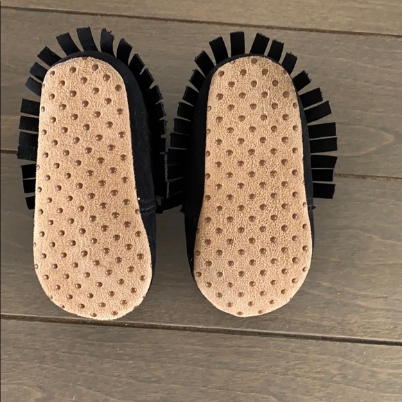 3/$20 baby moccasins - Picture 4 of 4